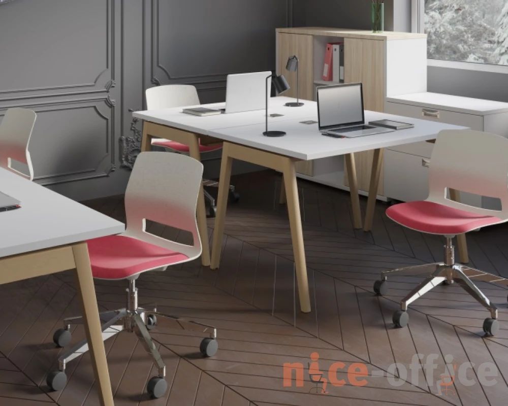Мебель для персонала Europe Wood